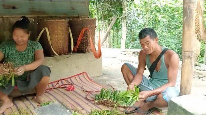সংযুক্ত ছবি